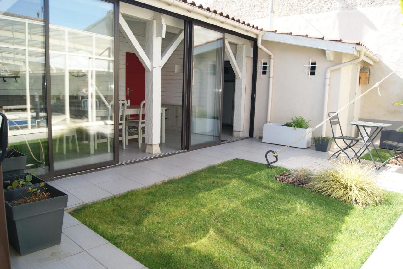 Le Clos Des Amoureux Villa Valence-sur-Baïse Eksteriør billede